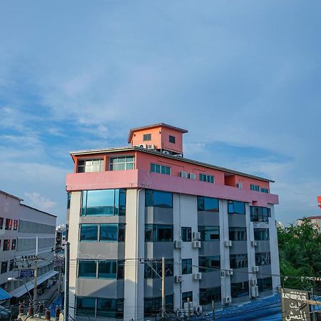 Merry Inn Suites Pattaya Exteriér fotografie
