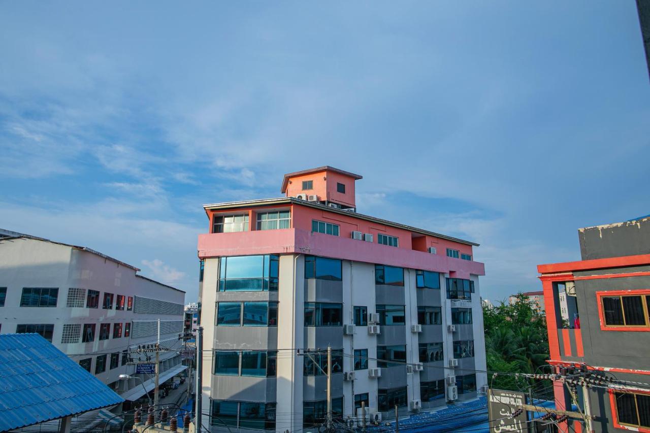 Merry Inn Suites Pattaya Exteriér fotografie